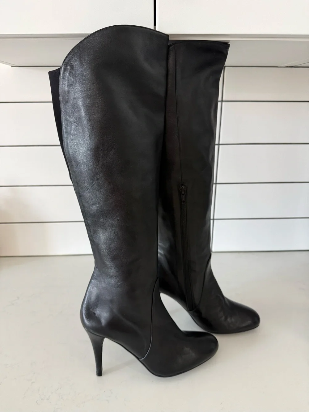 Stuart Weitzman Black Leather Knee-High Tall Stiletto Heel Stretch Boots - US 6 - Picture 3 of 7